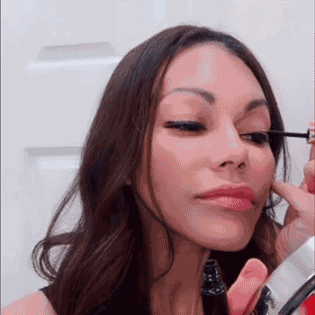 Then apply the magnetic eyeliner to the eyelid (thin coat) and allow to dry. Once dry, apply a second coat (hooded eyes may need three coats). Make sure the line you draw is a THIN layer but wide enough to absorb the magnets on each eyelash.